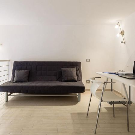 Ma Maison - Family Apartment At The Historical Center Napels Buitenkant foto