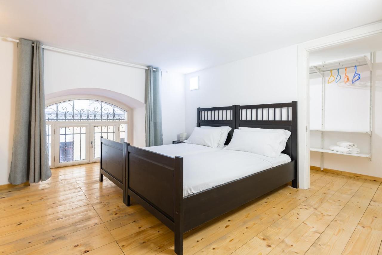 Ma Maison - Family Apartment At The Historical Center Napels Buitenkant foto